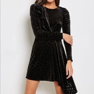 NWT Topshop Velvet Black Dress Sz 4.
